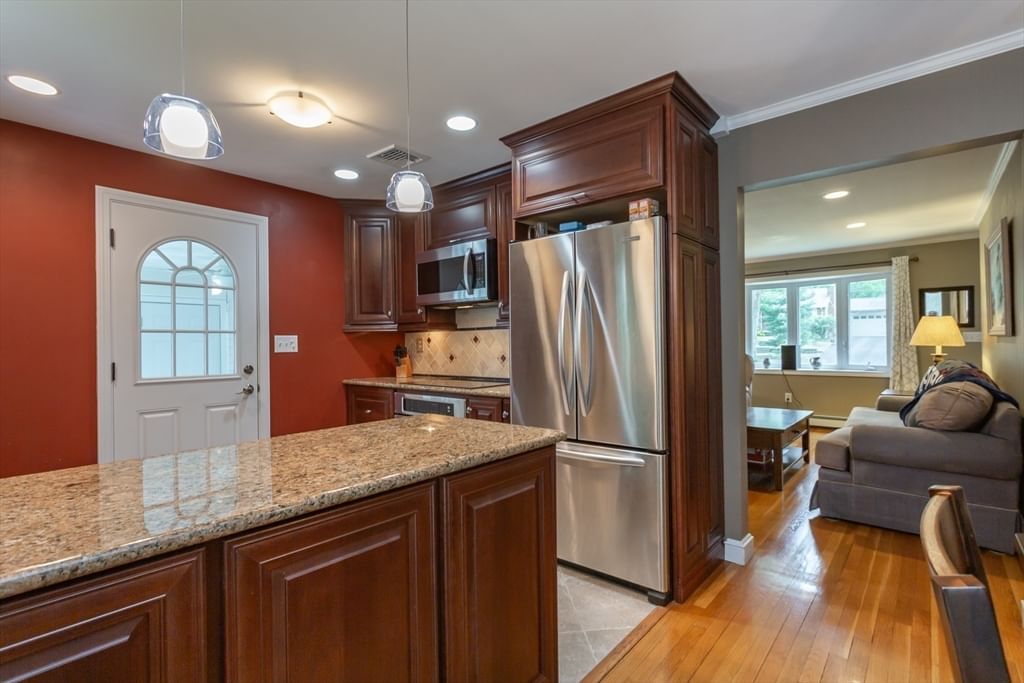 49 Ryder Rd North Attleboro — Photo 9 of 29