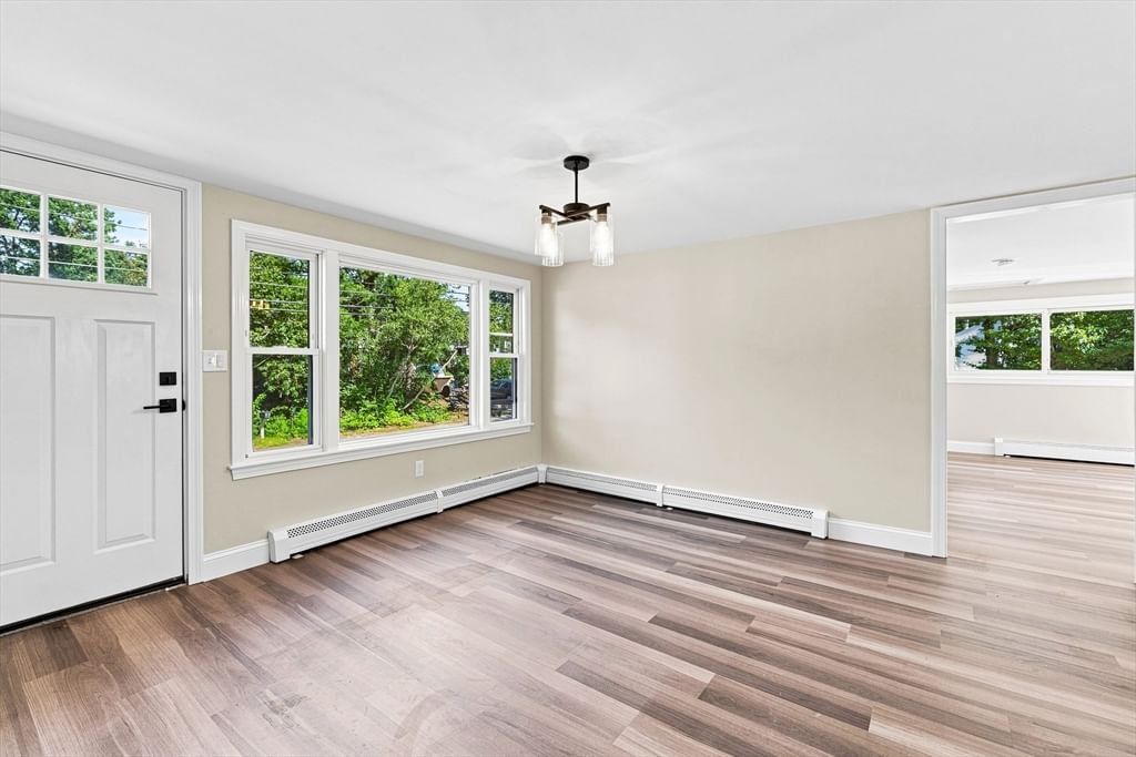 97 Plymouth Ave Wareham — Photo 7 of 30