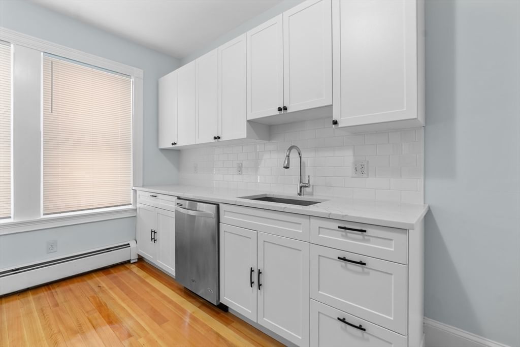 15 Romsey Street Boston — Photo 4 of 32