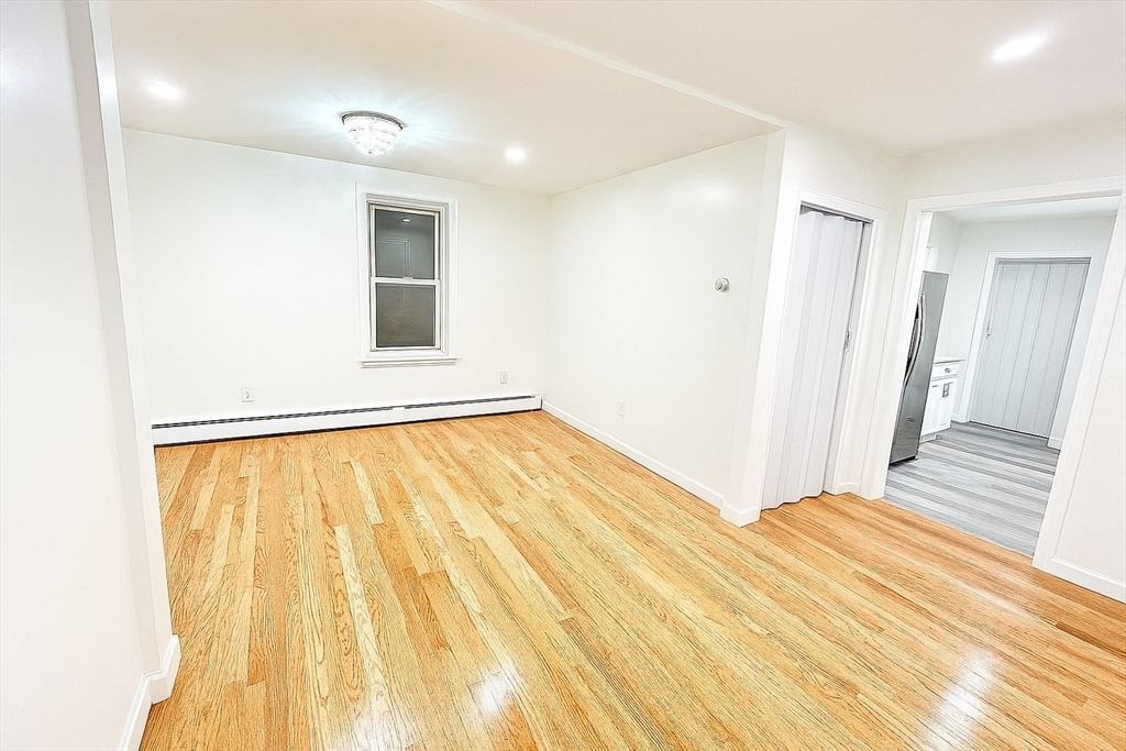 22 Clinton St #1 Mansfield — Photo 1 of 9