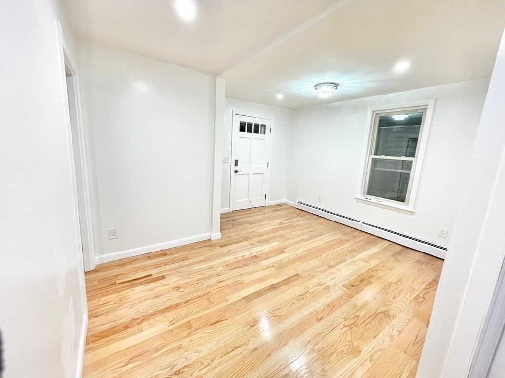 22 Clinton St #1 Mansfield — Photo 2 of 9