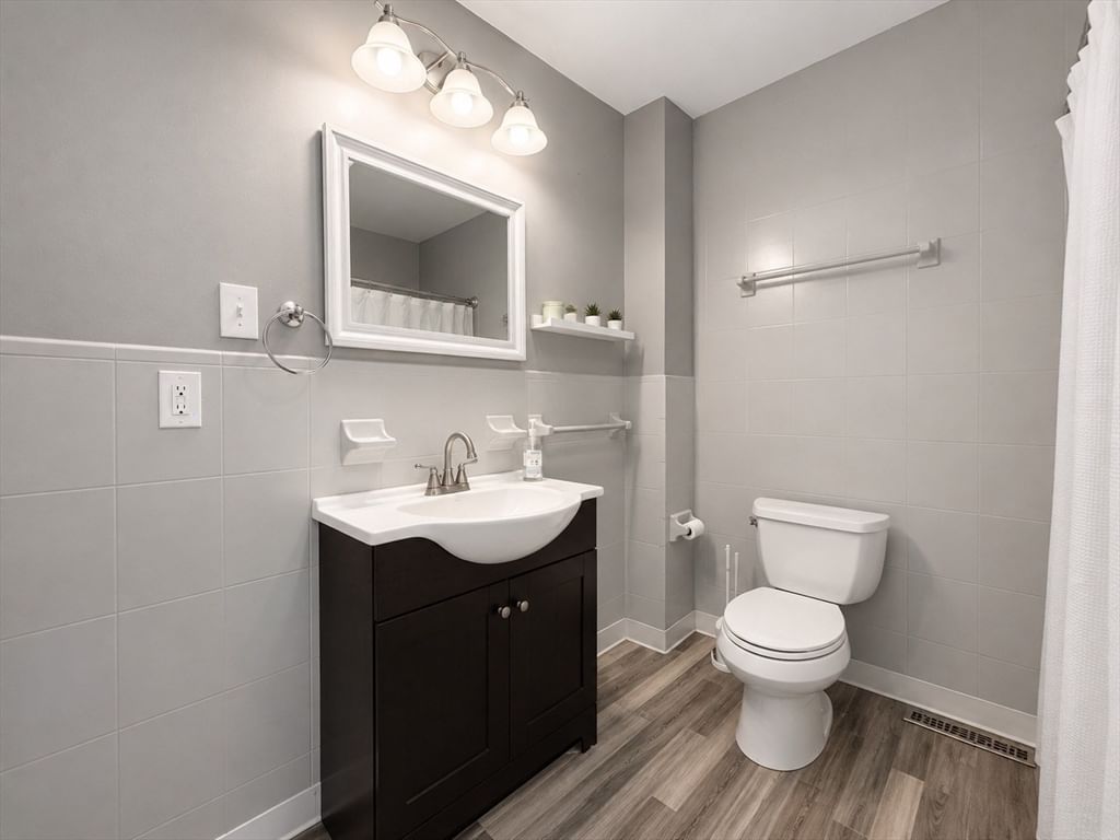 14 Newbury St Revere — Photo 11 of 28