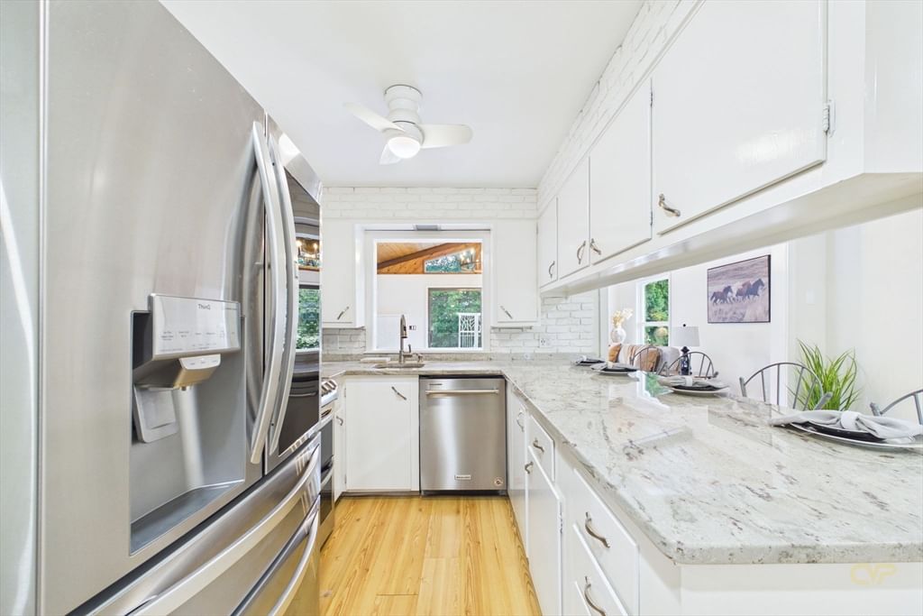 206 Lafayette St Fall River — Photo 10 of 38
