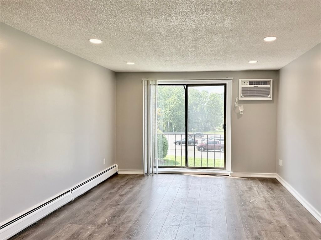 127 King St #209 Franklin — Photo 4 of 16