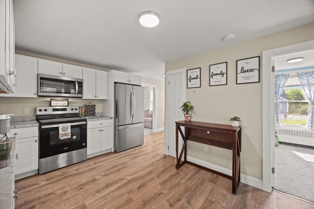 1381 Cohannet St Taunton — Photo 4 of 23