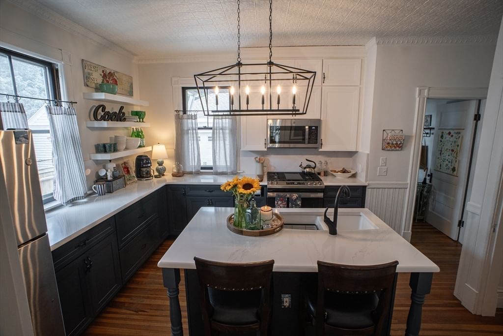 37 Pineywoods Ave Springfield — Photo 15 of 38