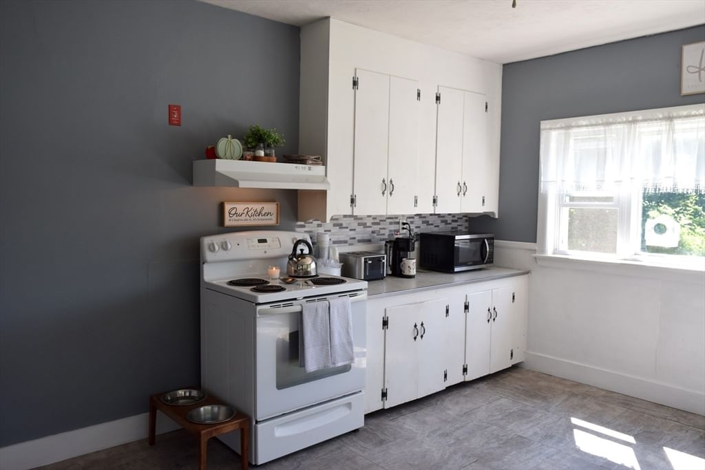 26 Cross St West Bridgewater — Photo 5 of 22
