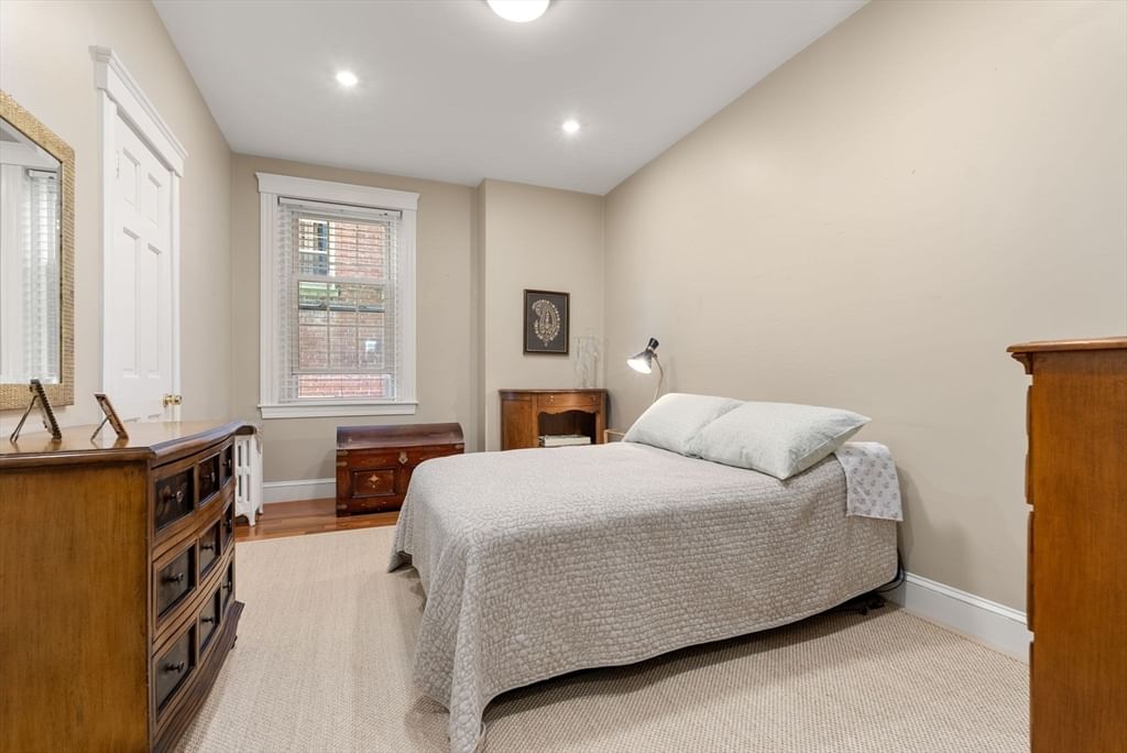 1272 Beacon Street #2 Brookline — Photo 16 of 30