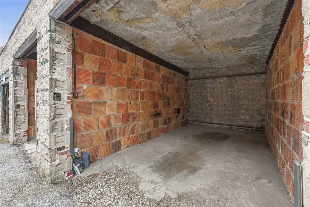 55 Thatcher St #1 Brookline — Photo 6 of 7
