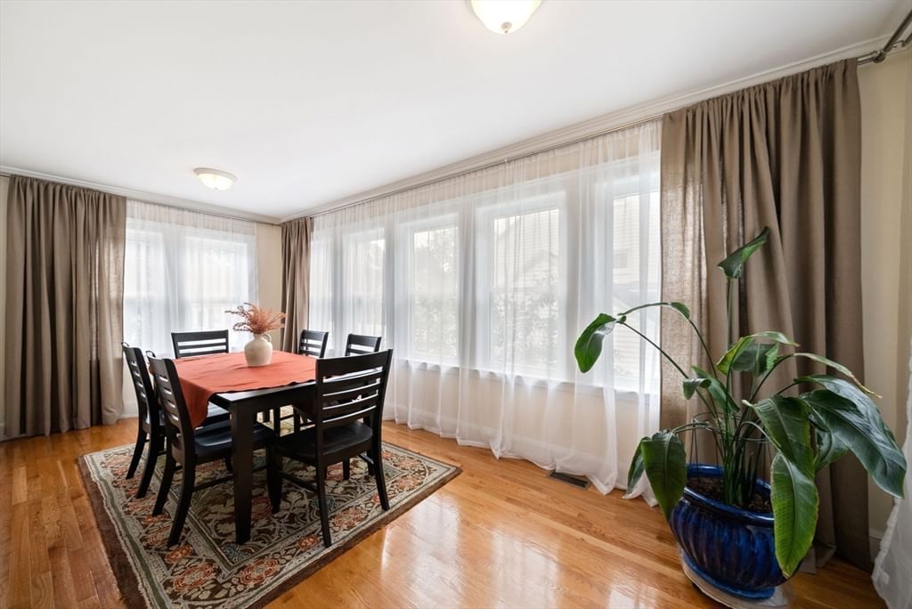 40 Ansonia Road Boston — Photo 14 of 42