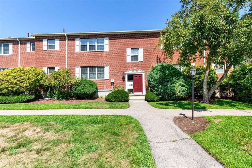 173 Lake Shore Rd #3 Boston — Photo 4 of 41