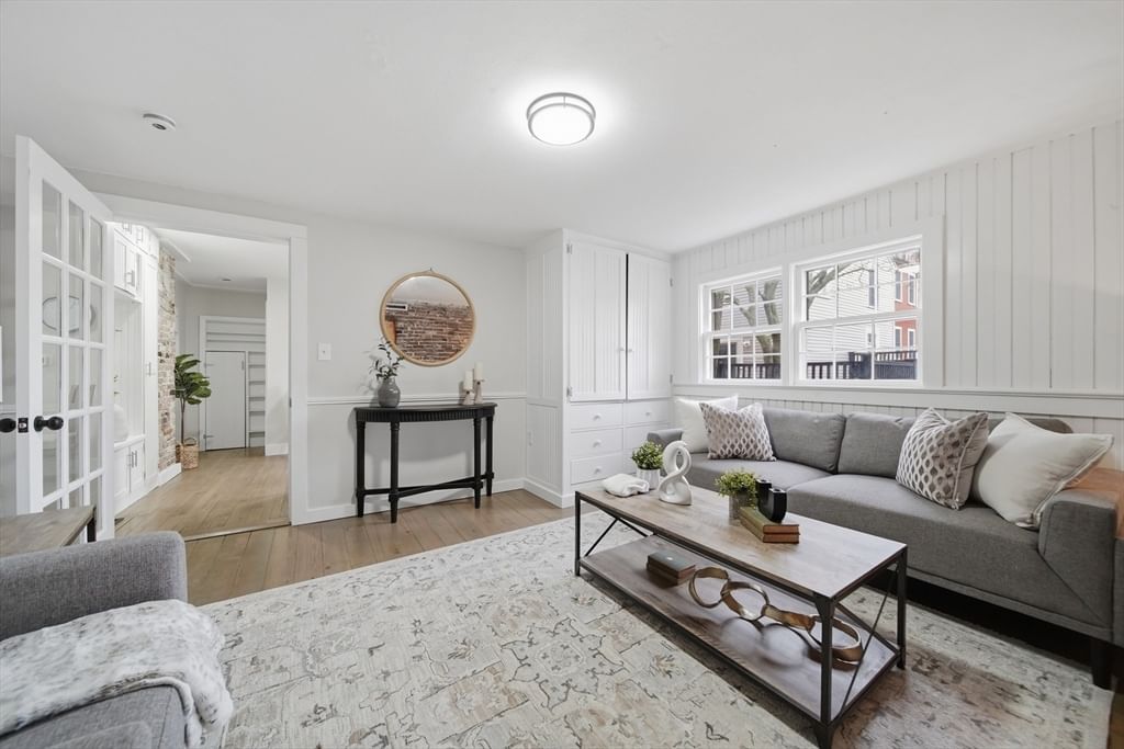 68 Pleasant St #3 Newburyport — Photo 10 of 29