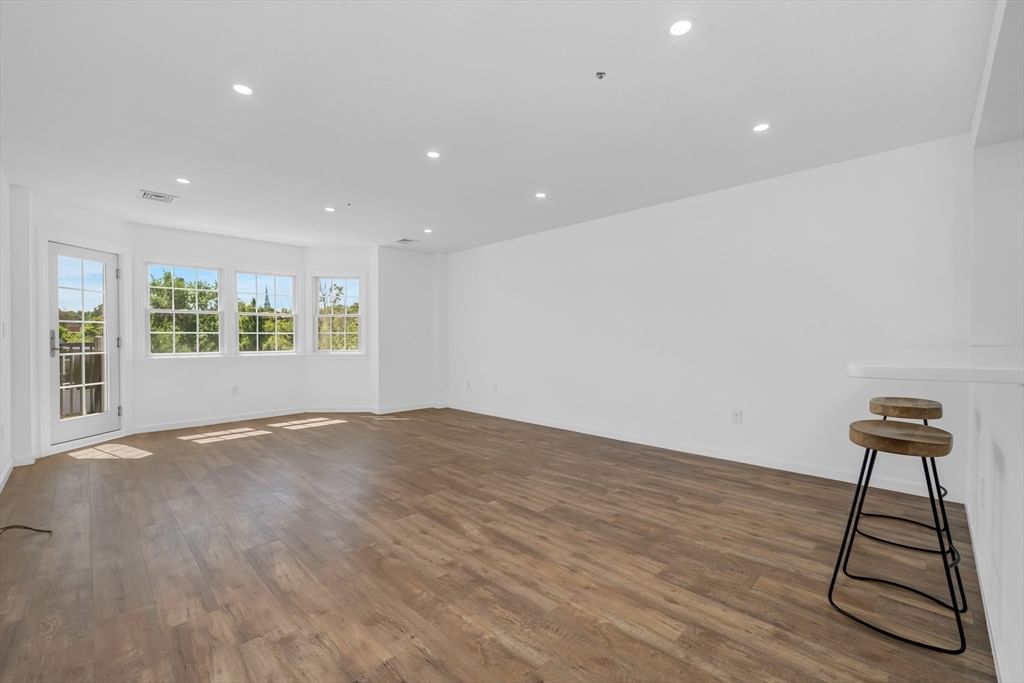 148 Main St #A413, North Andover, MA 01845 photo 2