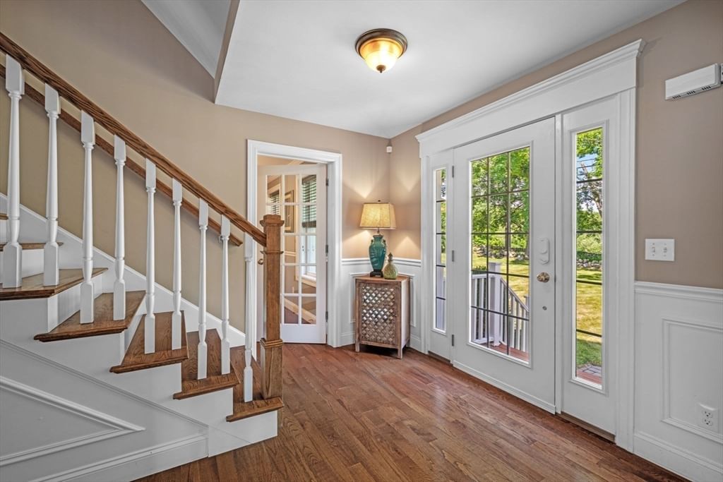103 Wenham Rd Topsfield — Photo 4 of 30
