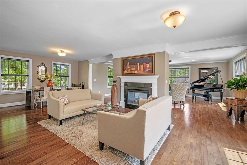 103 Wenham Rd Topsfield — Photo 8 of 30