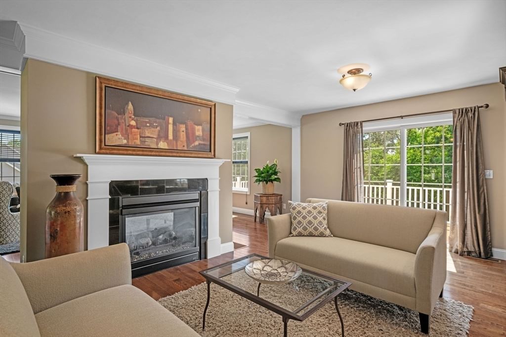 103 Wenham Rd Topsfield — Photo 9 of 30