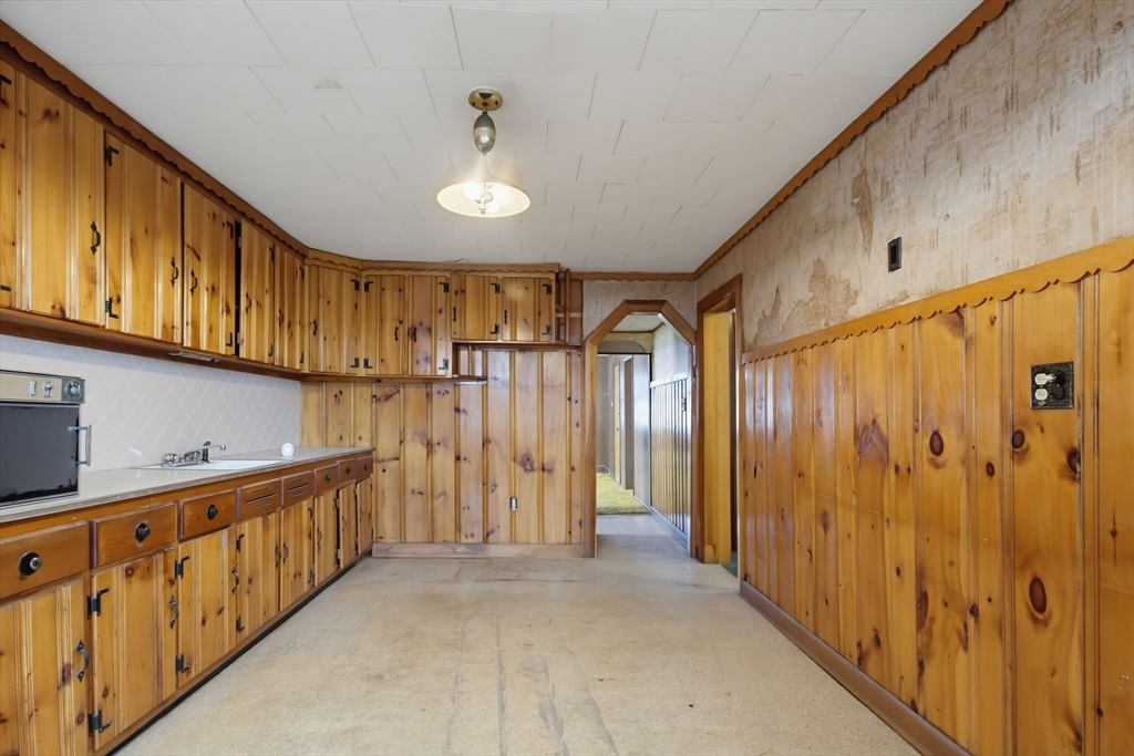 259 Havre St Boston — Photo 26 of 37