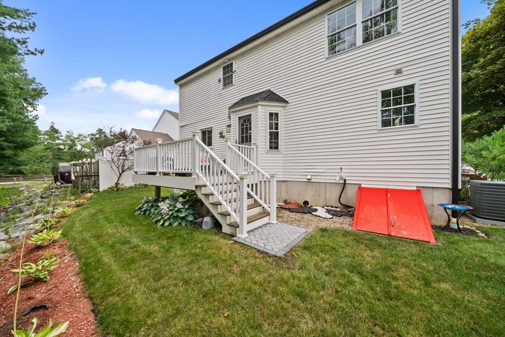 31 Lauren Way Lowell — Photo 33 of 36