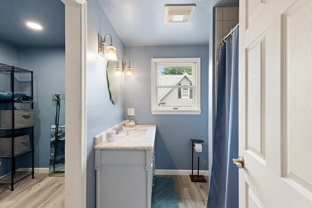10 Robinson Street Saugus — Photo 19 of 34
