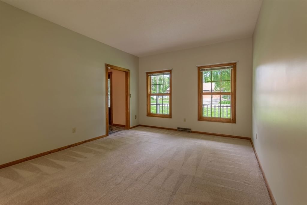 20 Nolan Lane Agawam — Photo 15 of 42