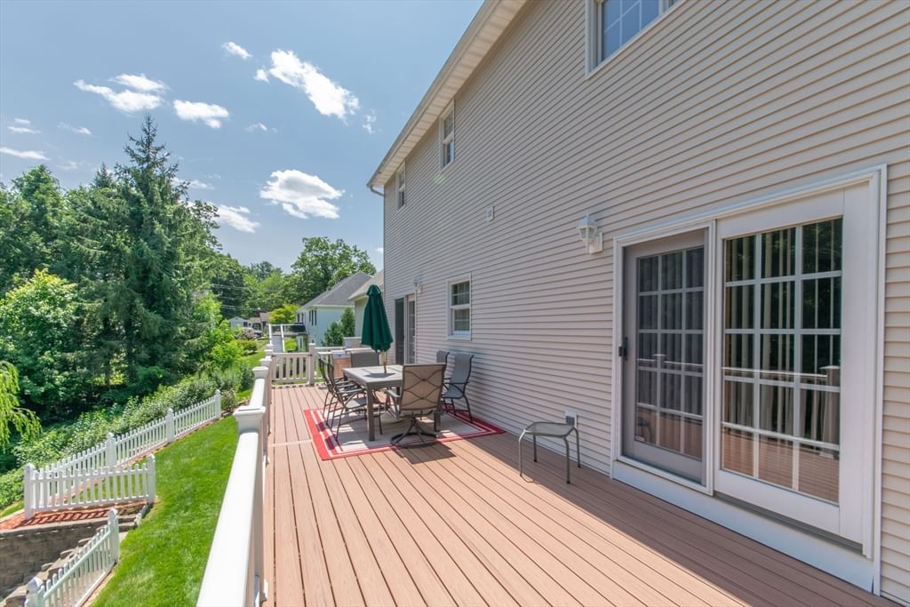 20 Nolan Lane Agawam — Photo 37 of 42