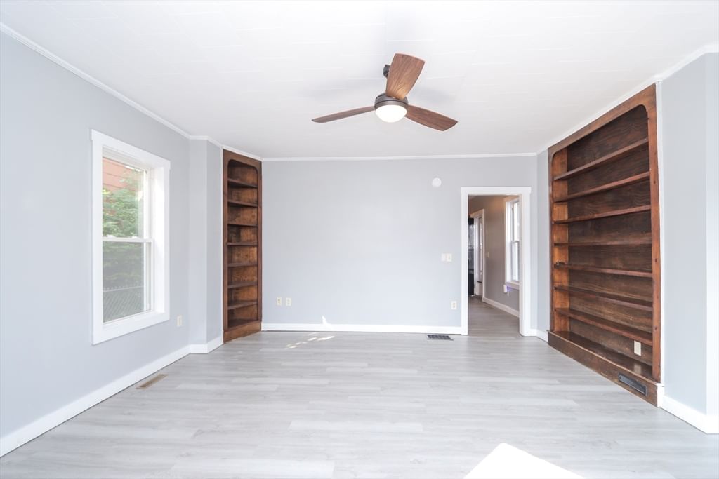 1289 S Main St. Palmer — Photo 4 of 35