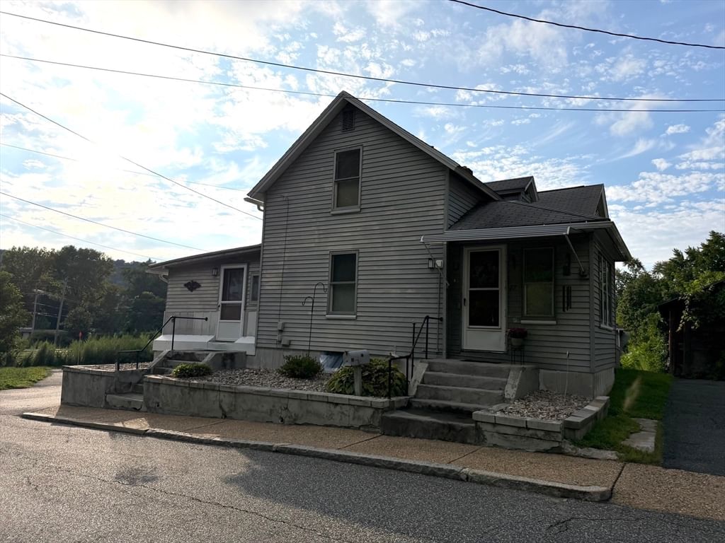 27 Dublin St Palmer — Photo 2 of 34