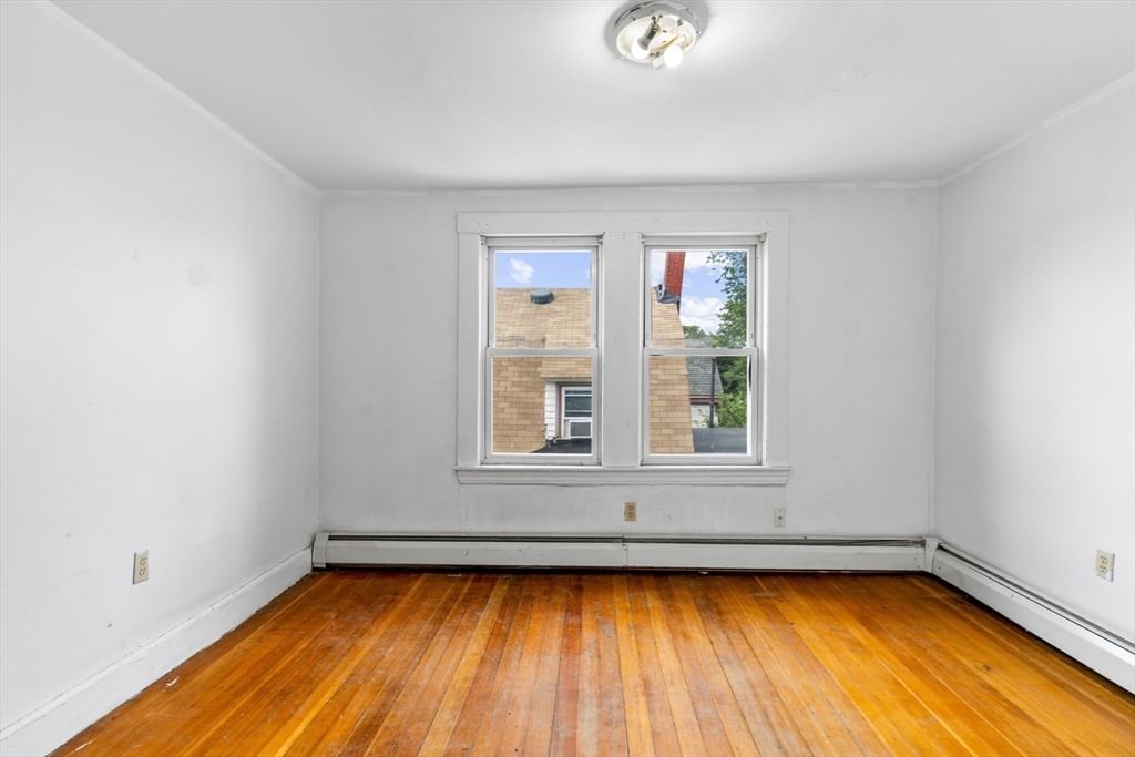 96 Ruthven St Boston — Photo 16 of 27