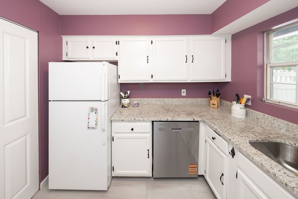 506 Edgebrook Dr #506 Boylston — Photo 3 of 27