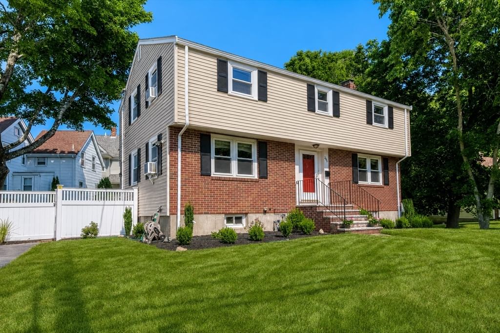 209 Prospect Street Norwood — Photo 2 of 39