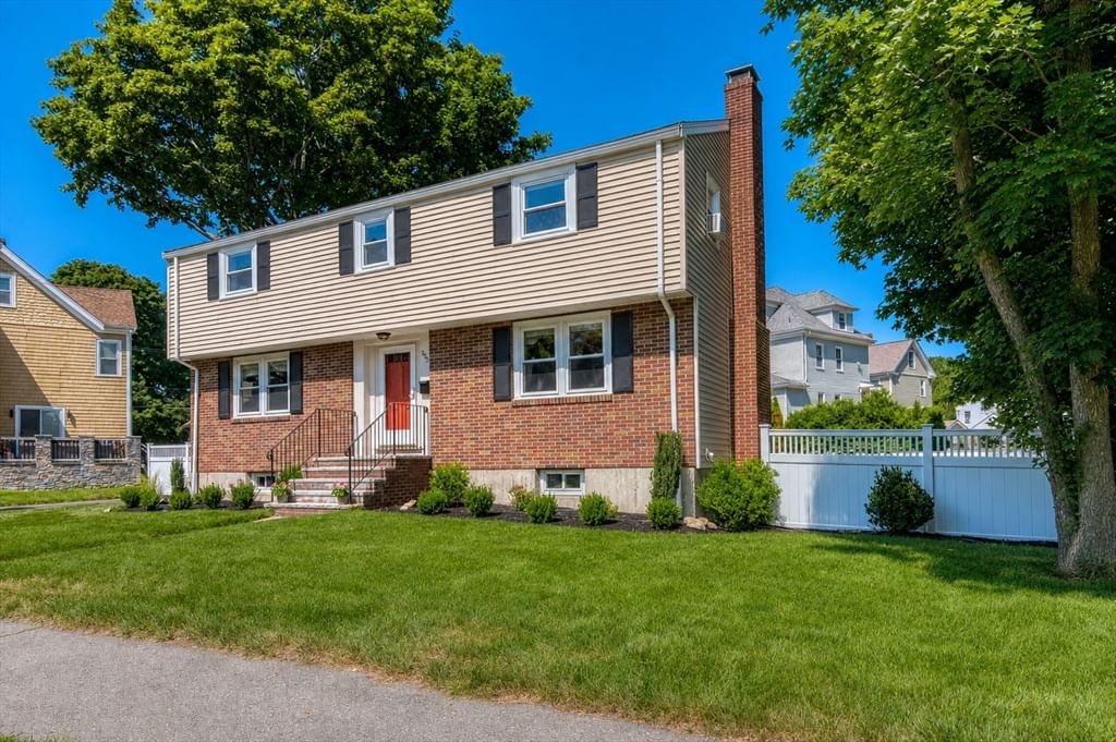 209 Prospect Street Norwood — Photo 4 of 39