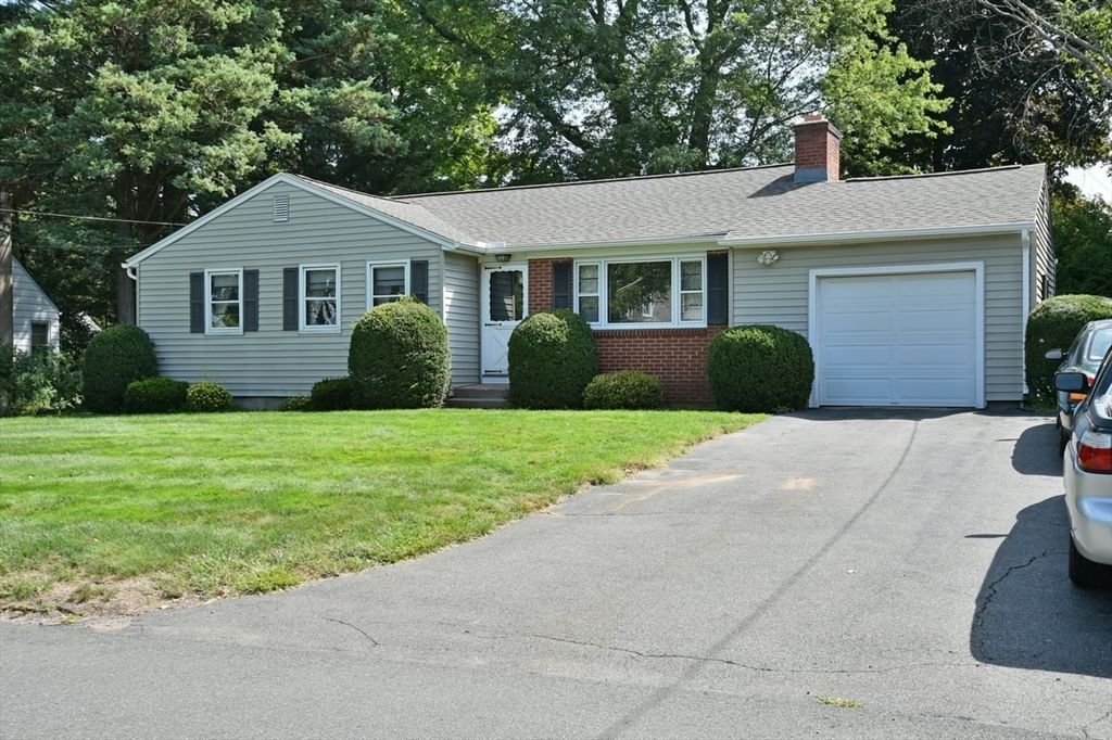 Property at 11 Almon Ave, West Springfield, MA 01089