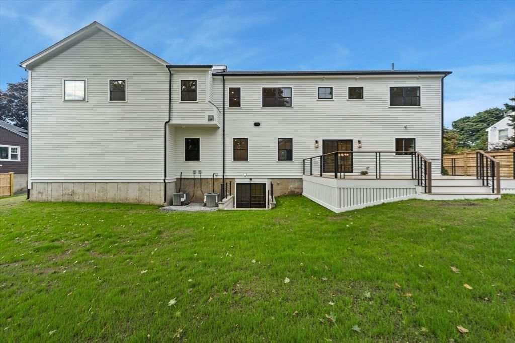 35 Fairview Ave Lynnfield — Photo 36 of 41