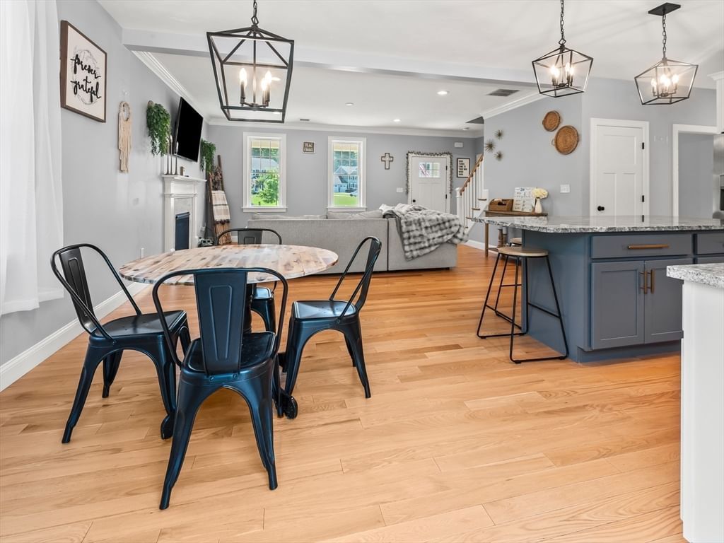 25 Cobblestone Ln Middleboro — Photo 16 of 40
