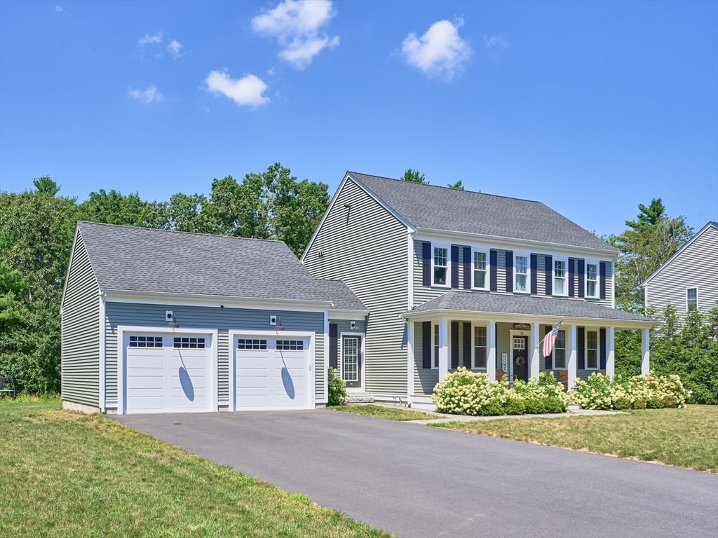 25 Cobblestone Ln Middleboro — Photo 2 of 40