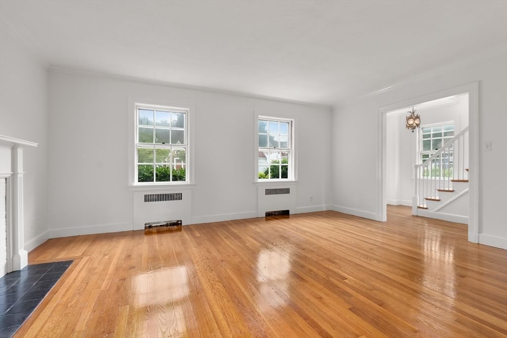 204 Thacher St Milton — Photo 8 of 29
