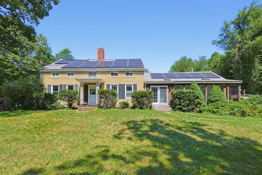 Property at 525 Clark St, Gardner, MA 01440