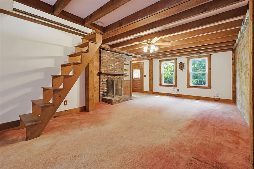 525 Clark St Gardner — Photo 3 of 30