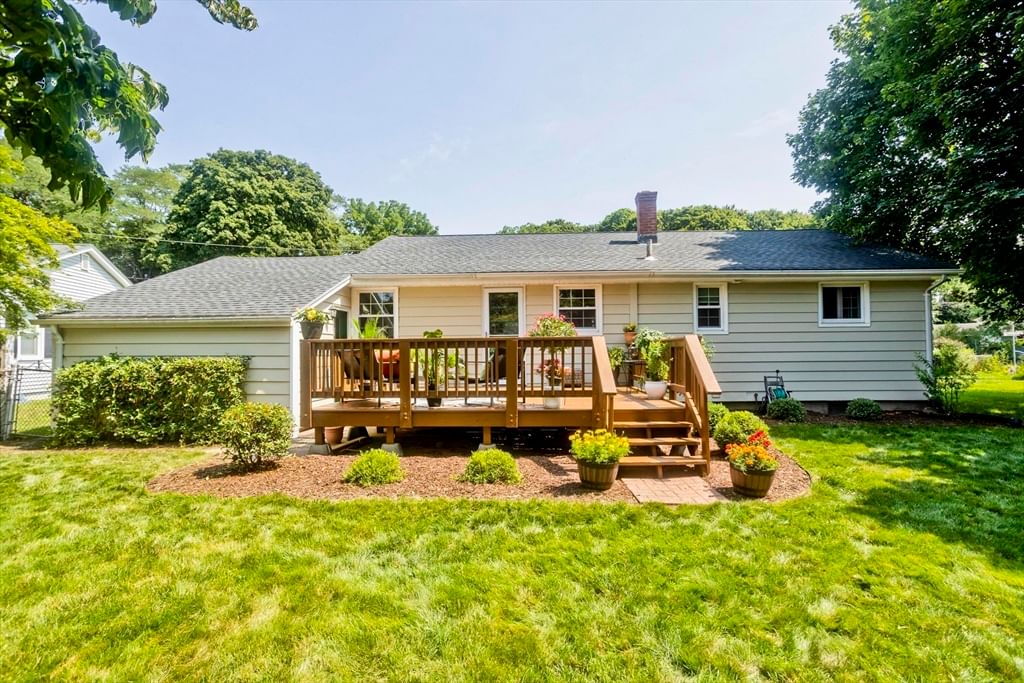 51 Merrick Ave Holyoke — Photo 12 of 42