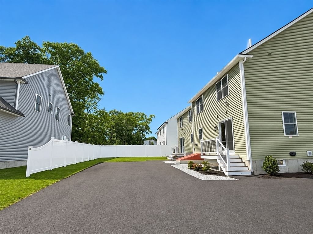 813 Main St #2 Tewksbury — Photo 16 of 23