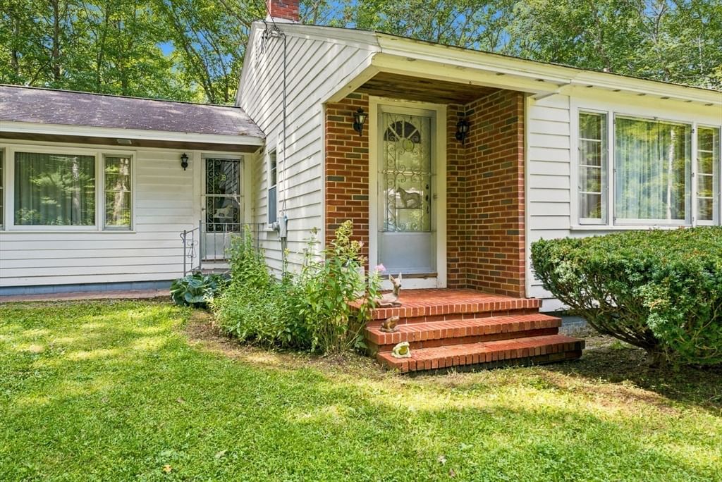 262 West Street Winchendon — Photo 3 of 23
