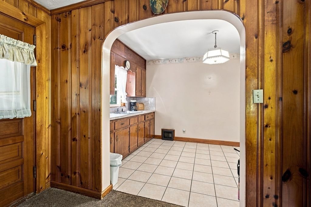262 West Street Winchendon — Photo 8 of 23