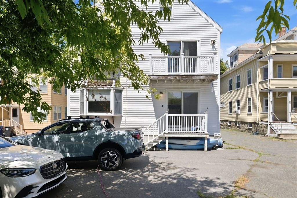 11 Gardner St #4 Salem — Photo 3 of 23