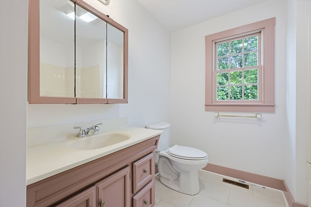 109 Pine Street Franklin — Photo 25 of 41