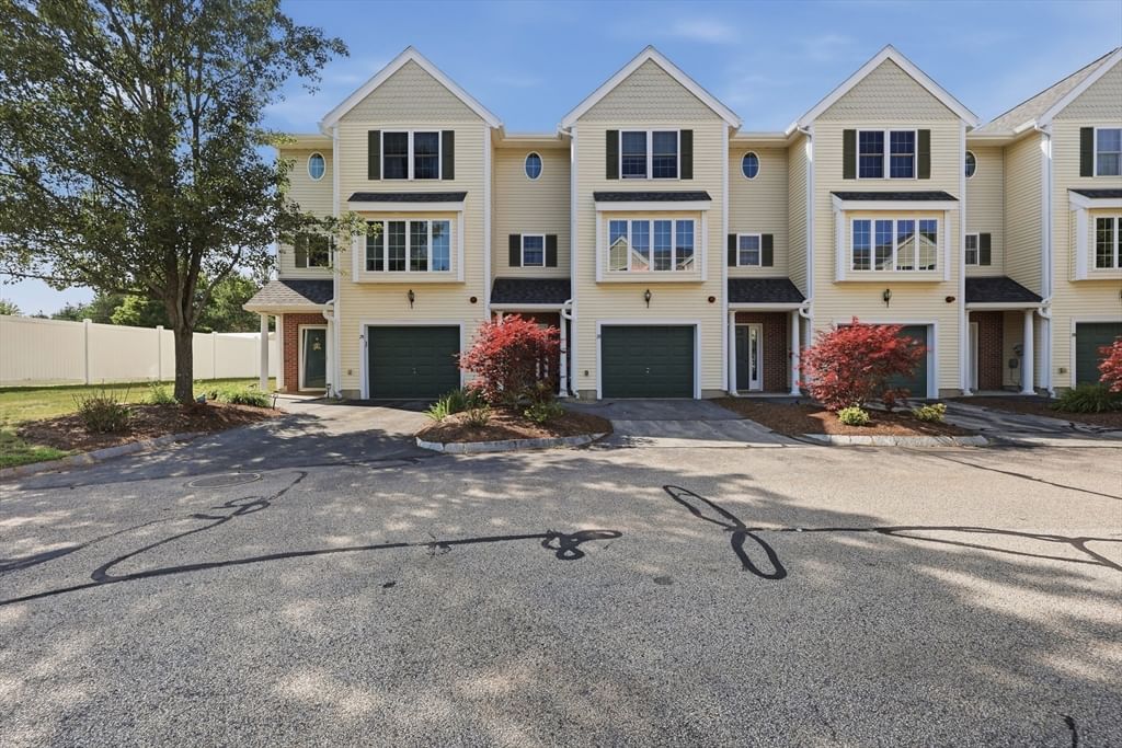 Property at 28 Groveland Commons Way #28, Groveland, MA 01834