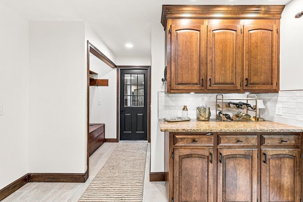 1841 Maple Street Dighton — Photo 6 of 42