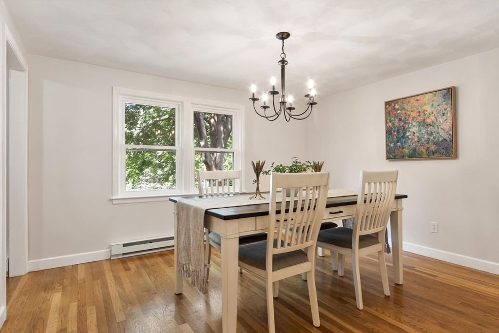 35 Longfellow Rd Shrewsbury — Photo 8 of 42