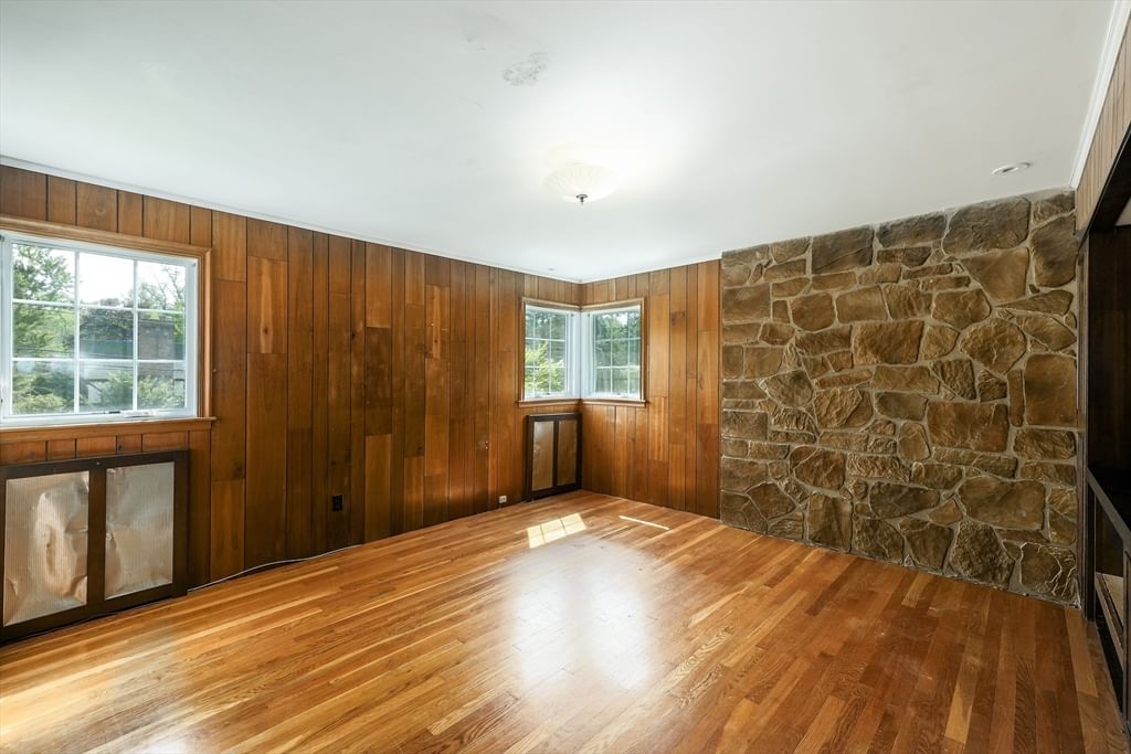 6 Old Brook Dr Worcester — Photo 25 of 41