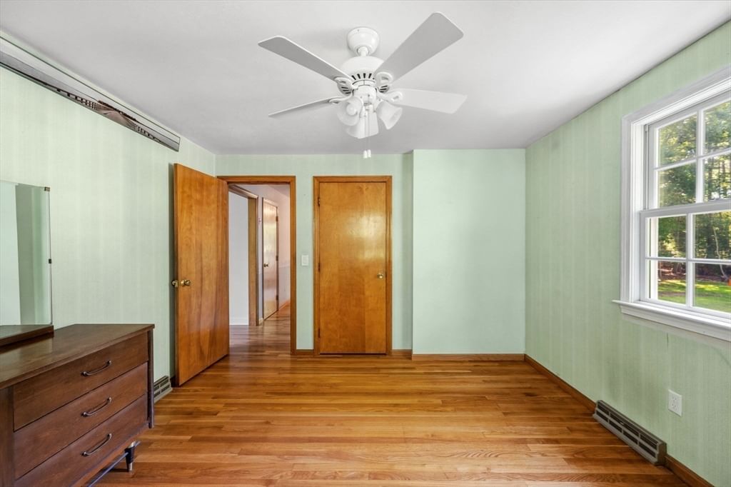207 Valley St Pembroke — Photo 14 of 32