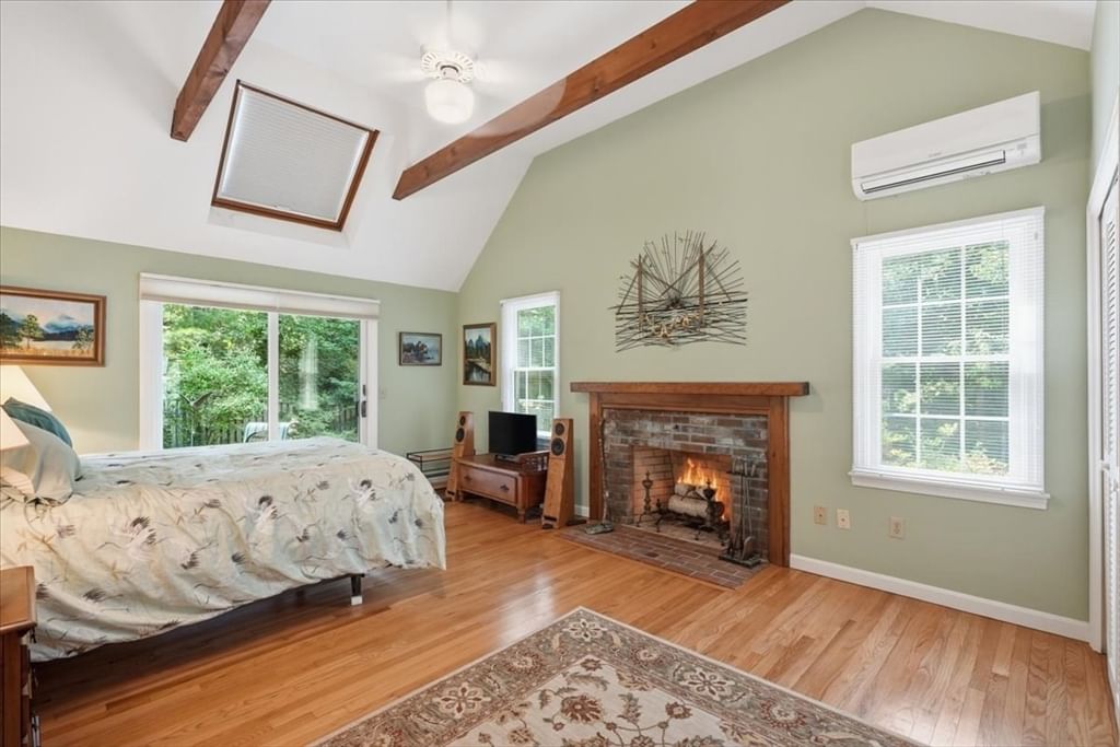 98 Bray Farm Rd S Yarmouth — Photo 15 of 31